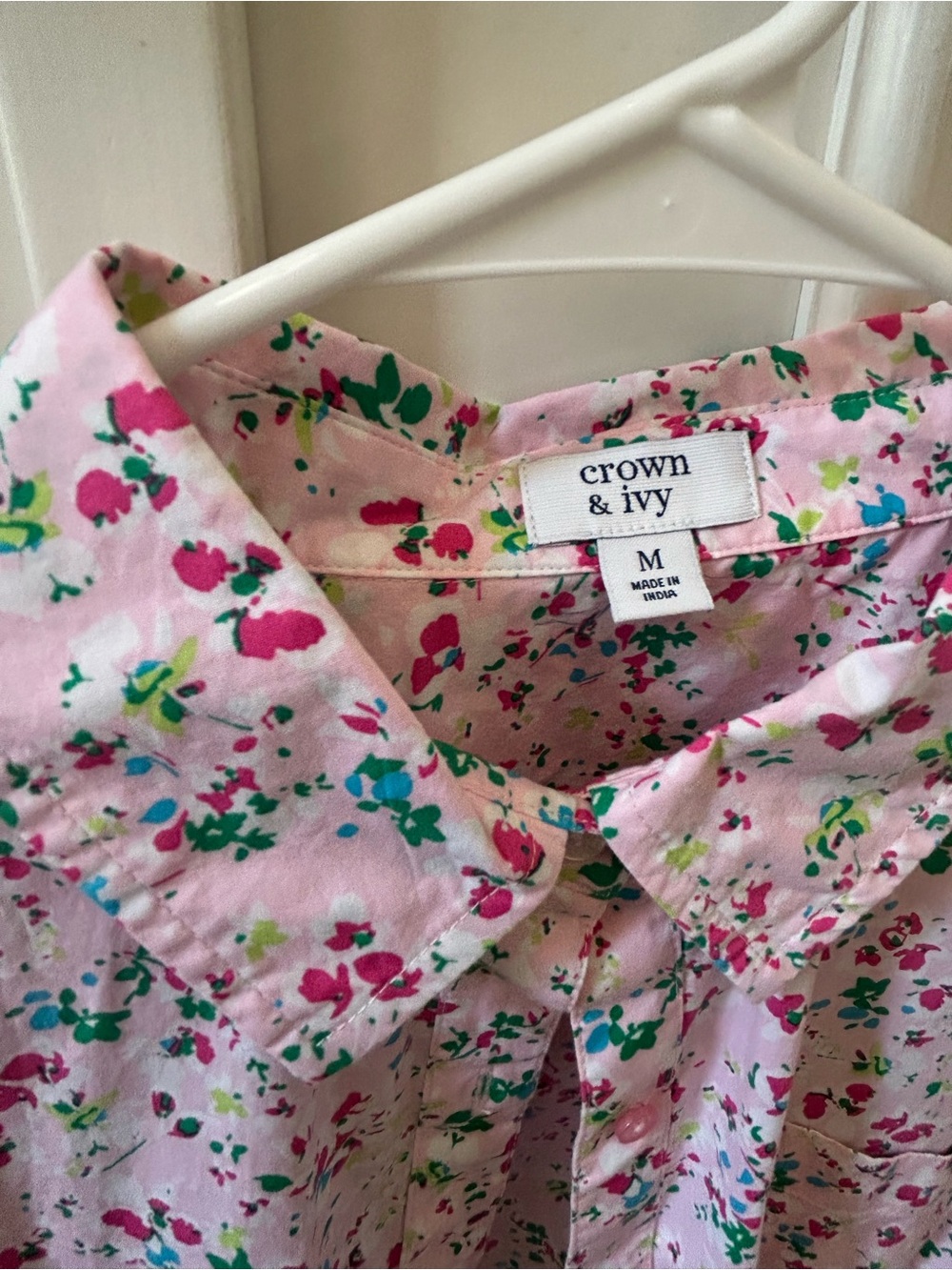 crown & ivy Pink Floral Collared Blouse
